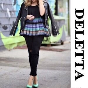 Anthropologie Deletta Sleeveless Pleated Accordion Top